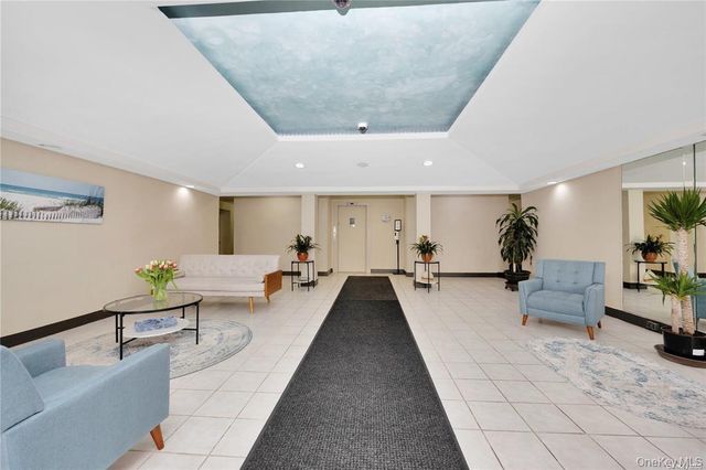 855 Broadway E 5C, Long Beach, NY 11561