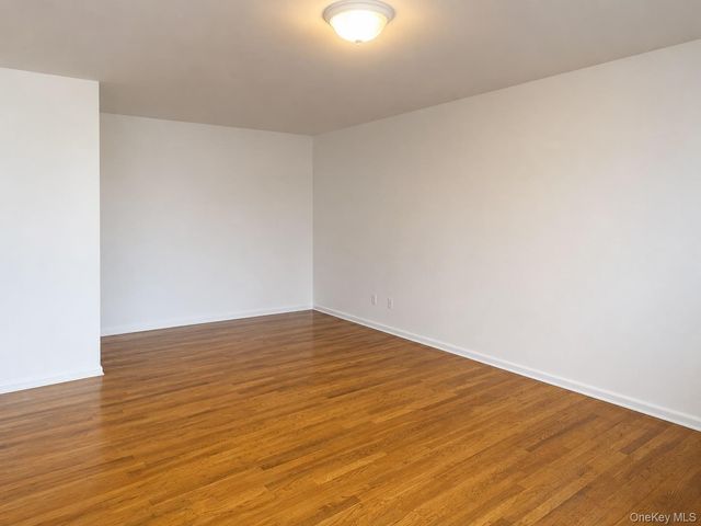 855 Broadway E 5C, Long Beach, NY 11561