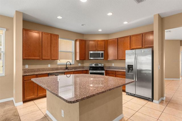 1142 GRAND HILLTOP DRIVE, Apopka, FL 32703