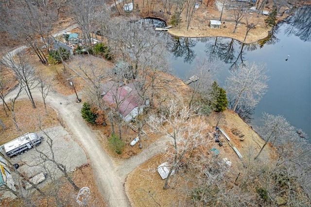 8890 SW Lake Drive, Lathrop, MO 64465