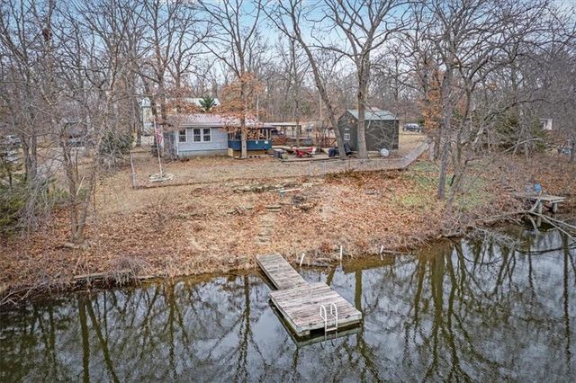 8890 SW Lake Drive, Lathrop, MO 64465