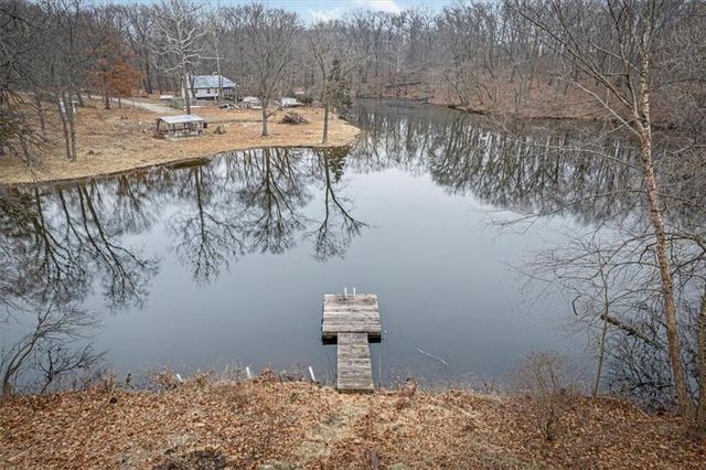 8890 SW Lake Drive, Lathrop, MO 64465