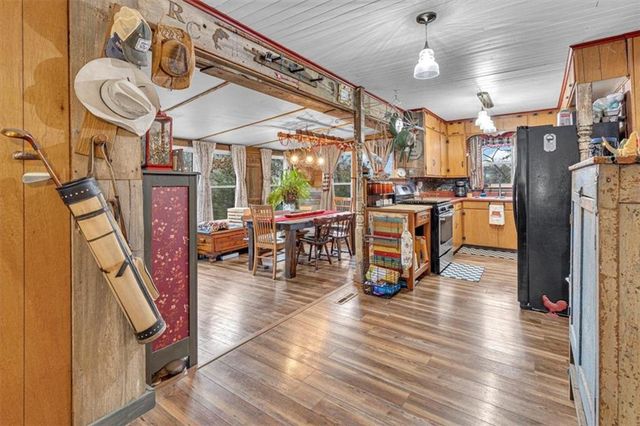 8890 SW Lake Drive, Lathrop, MO 64465