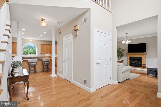 18 TREASURE DR, Martinsburg, WV 25403