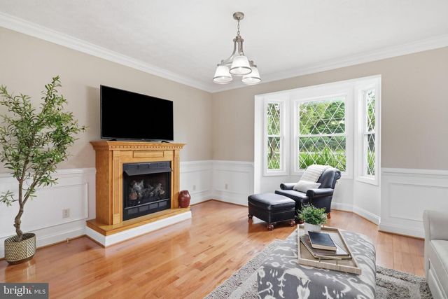 18 TREASURE DR, Martinsburg, WV 25403