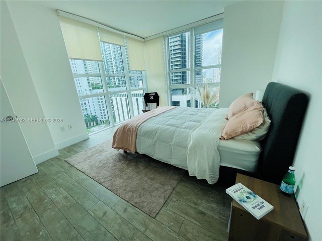 951 Brickell Ave 1511, Miami, FL 33131