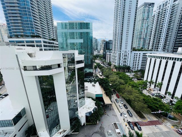 951 Brickell Ave 1511, Miami, FL 33131