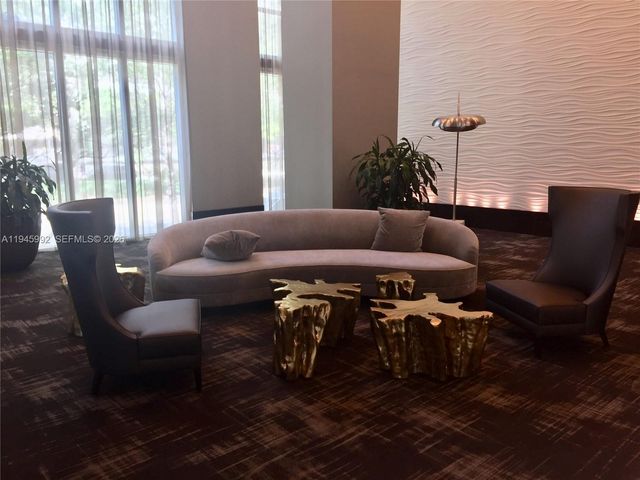 951 Brickell Ave 1511, Miami, FL 33131