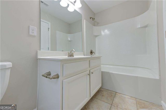 496 Sunset Park Drive, Suwanee, GA 30024