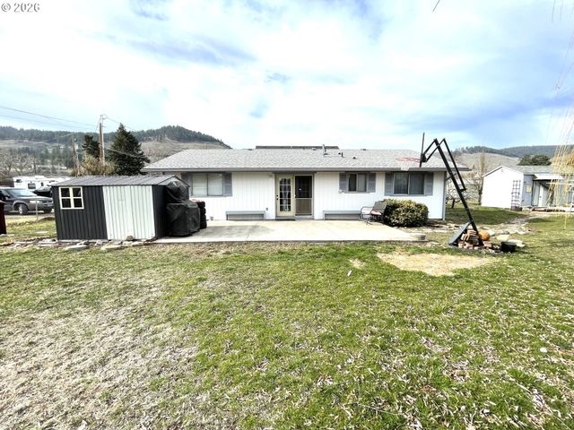 309 Lake Ave, La Grande, OR 97850