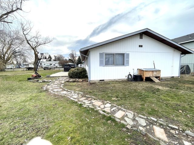 309 Lake Ave, La Grande, OR 97850