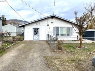 309 Lake Ave, La Grande, OR 97850