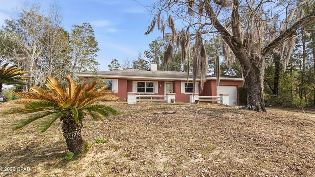 4335 Country Club Boulevard, Chipley, FL 32428