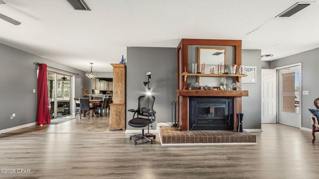 4335 Country Club Boulevard, Chipley, FL 32428