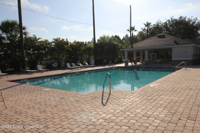 947 Remington Green Drive SE, Palm Bay, FL 32909