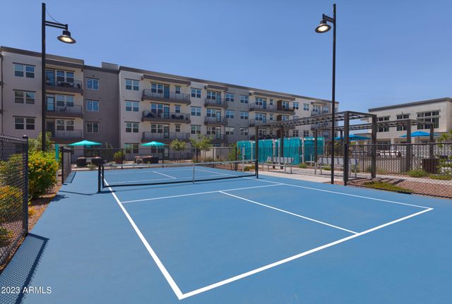7460 N Zanjero Boulevard B1, Glendale, AZ 85305
