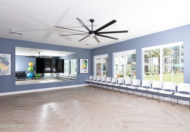 7460 N Zanjero Boulevard B1, Glendale, AZ 85305