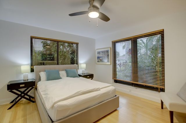 1850 NE 65th Street, Fort Lauderdale, FL 33308