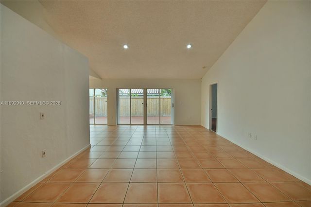 10380 NW 46th St 0, Doral, FL 33178