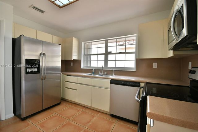 10380 NW 46th St 0, Doral, FL 33178