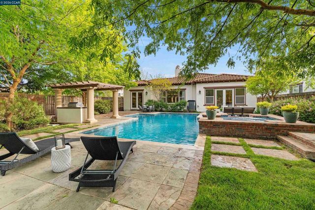 3400 Cashmere St, Danville, CA 94506