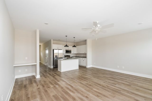 134 Noble Park Cir, Gallatin, TN 37066