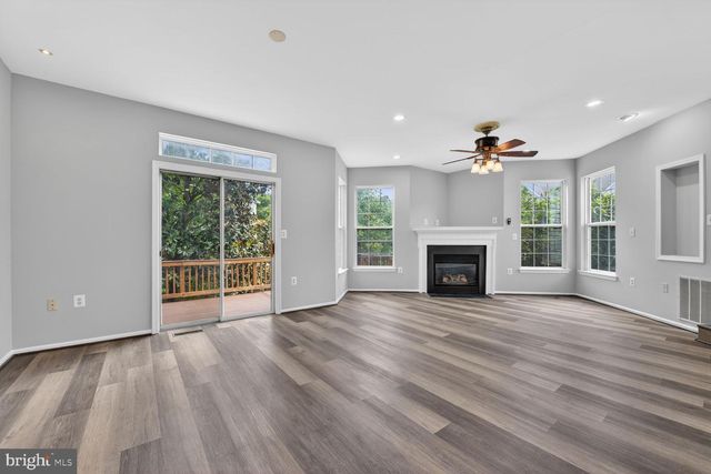46840 MOUNTAIN LAUREL TER, Sterling, VA 20164