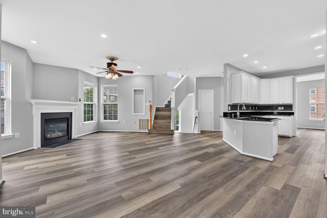 46840 MOUNTAIN LAUREL TER, Sterling, VA 20164