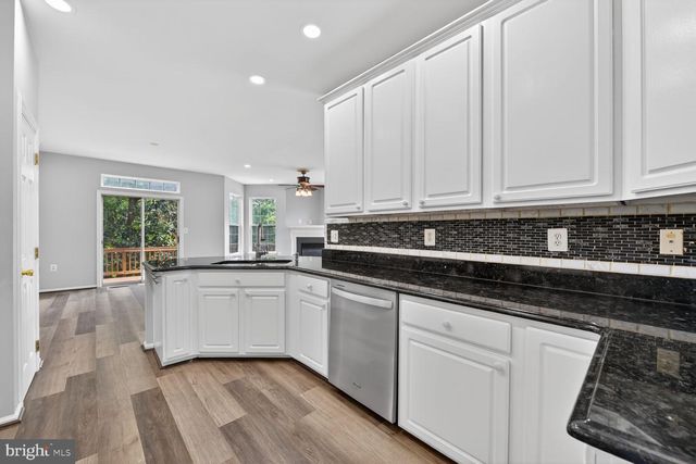 46840 MOUNTAIN LAUREL TER, Sterling, VA 20164