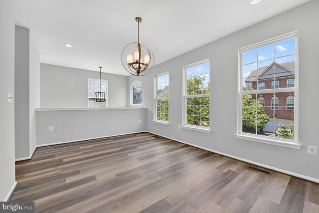 46840 MOUNTAIN LAUREL TER, Sterling, VA 20164