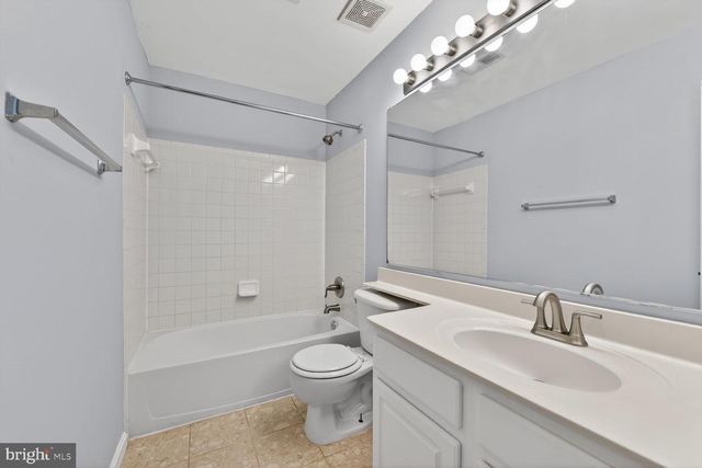 46840 MOUNTAIN LAUREL TER, Sterling, VA 20164