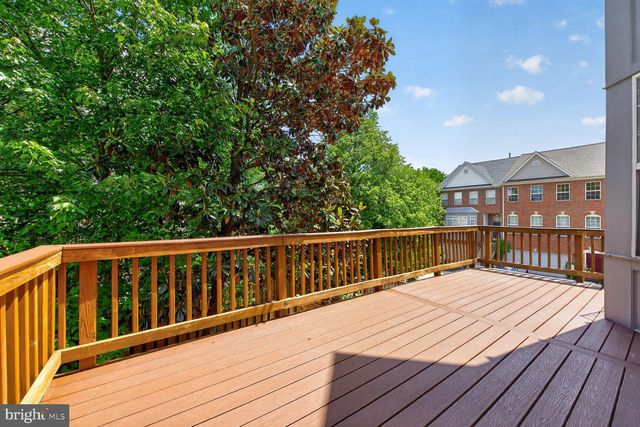 46840 MOUNTAIN LAUREL TER, Sterling, VA 20164