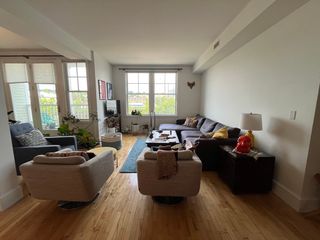 17 Ivaloo St 6, Somerville, MA 02143