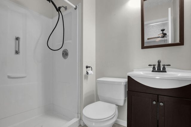 2926 Royalwood Drive, Dublin, OH 43017