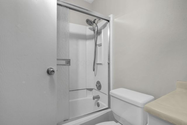 2926 Royalwood Drive, Dublin, OH 43017