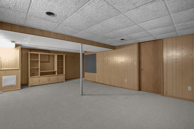 2926 Royalwood Drive, Dublin, OH 43017