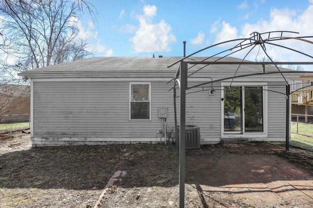 2926 Royalwood Drive, Dublin, OH 43017