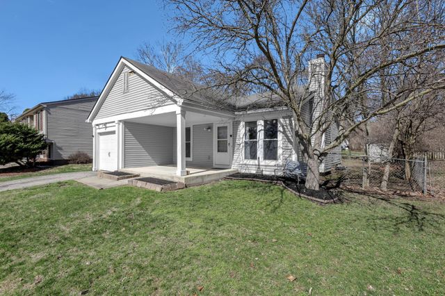 2926 Royalwood Drive, Dublin, OH 43017