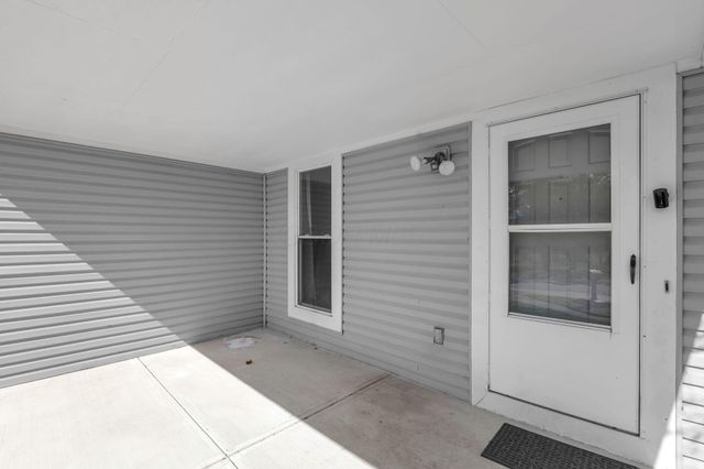 2926 Royalwood Drive, Dublin, OH 43017