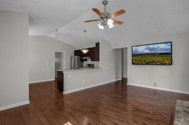 2926 Royalwood Drive, Dublin, OH 43017