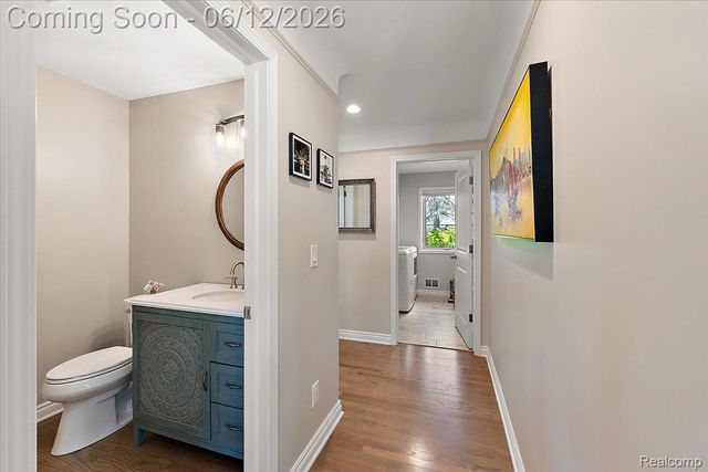 22461 Benjamin Street, St. Clair Shores, MI 48081