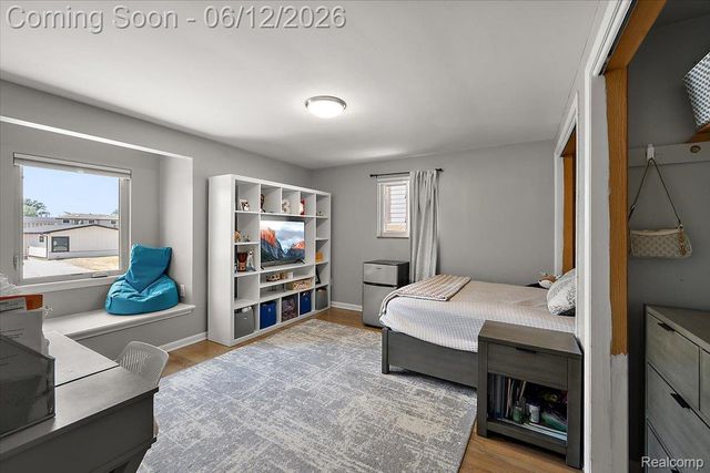 22461 Benjamin Street, St. Clair Shores, MI 48081
