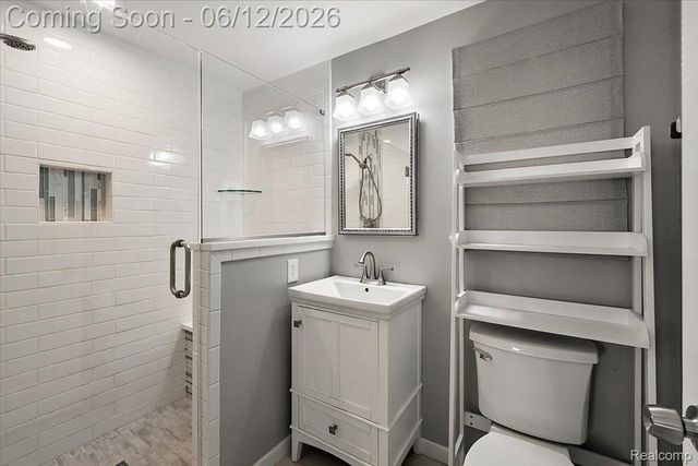 22461 Benjamin Street, St. Clair Shores, MI 48081
