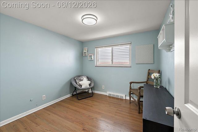 22461 Benjamin Street, St. Clair Shores, MI 48081