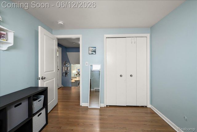 22461 Benjamin Street, St. Clair Shores, MI 48081