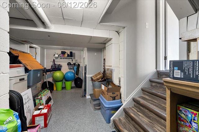 22461 Benjamin Street, St. Clair Shores, MI 48081