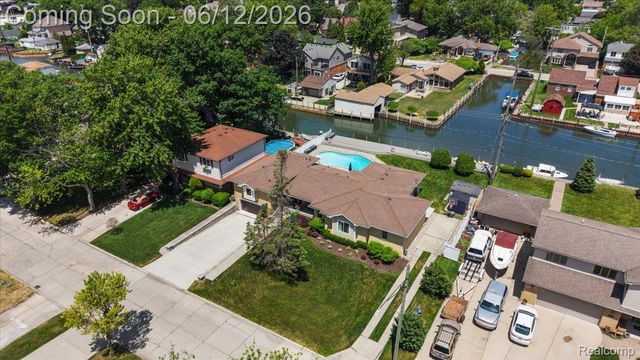 22461 Benjamin Street, St. Clair Shores, MI 48081