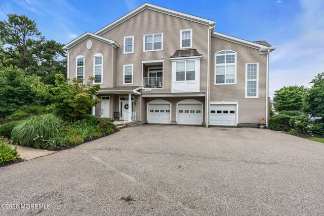 41 Bryce Lane 1401, Manahawkin, NJ 08050