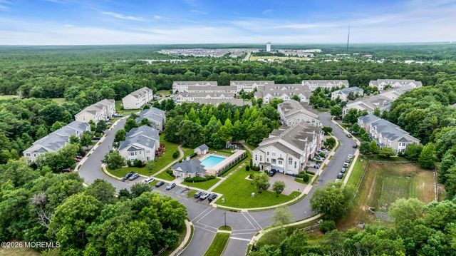 41 Bryce Lane 1401, Manahawkin, NJ 08050