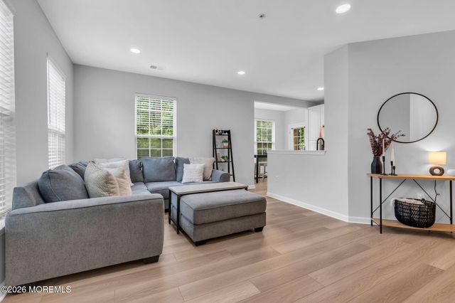 41 Bryce Lane 1401, Manahawkin, NJ 08050